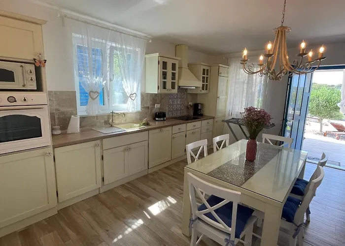 Sakarun House - Ivana Prázdninový dům *