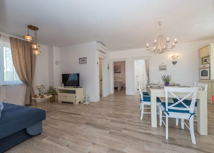Sakarun House - Ivana Prázdninový dům