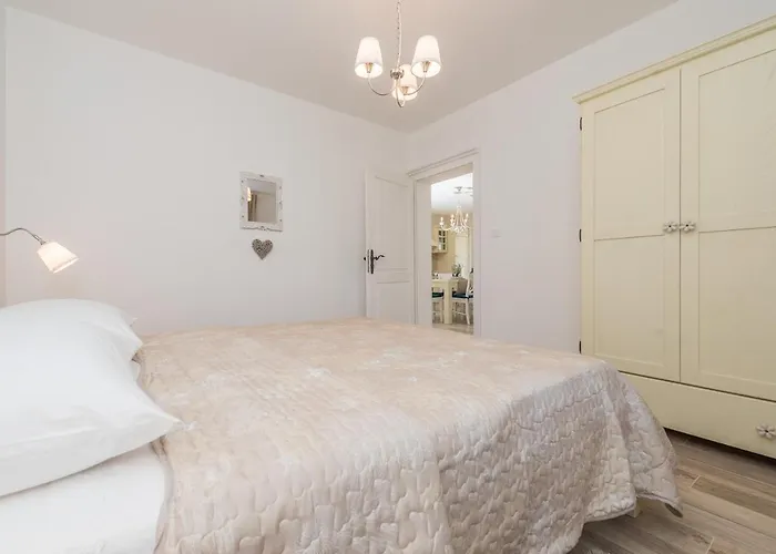 Sakarun House - Ivana * Veli Rat