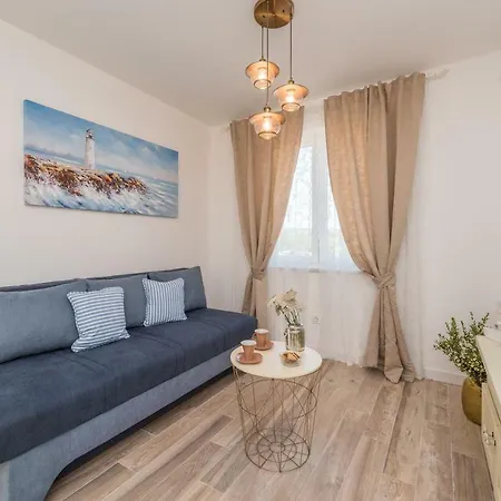 Sakarun House - Ivana * Veli Rat